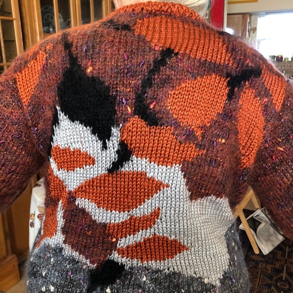Vintage Hand Knit Wool Sweater - Fall Leaf Pattern - Picture 6 of 8